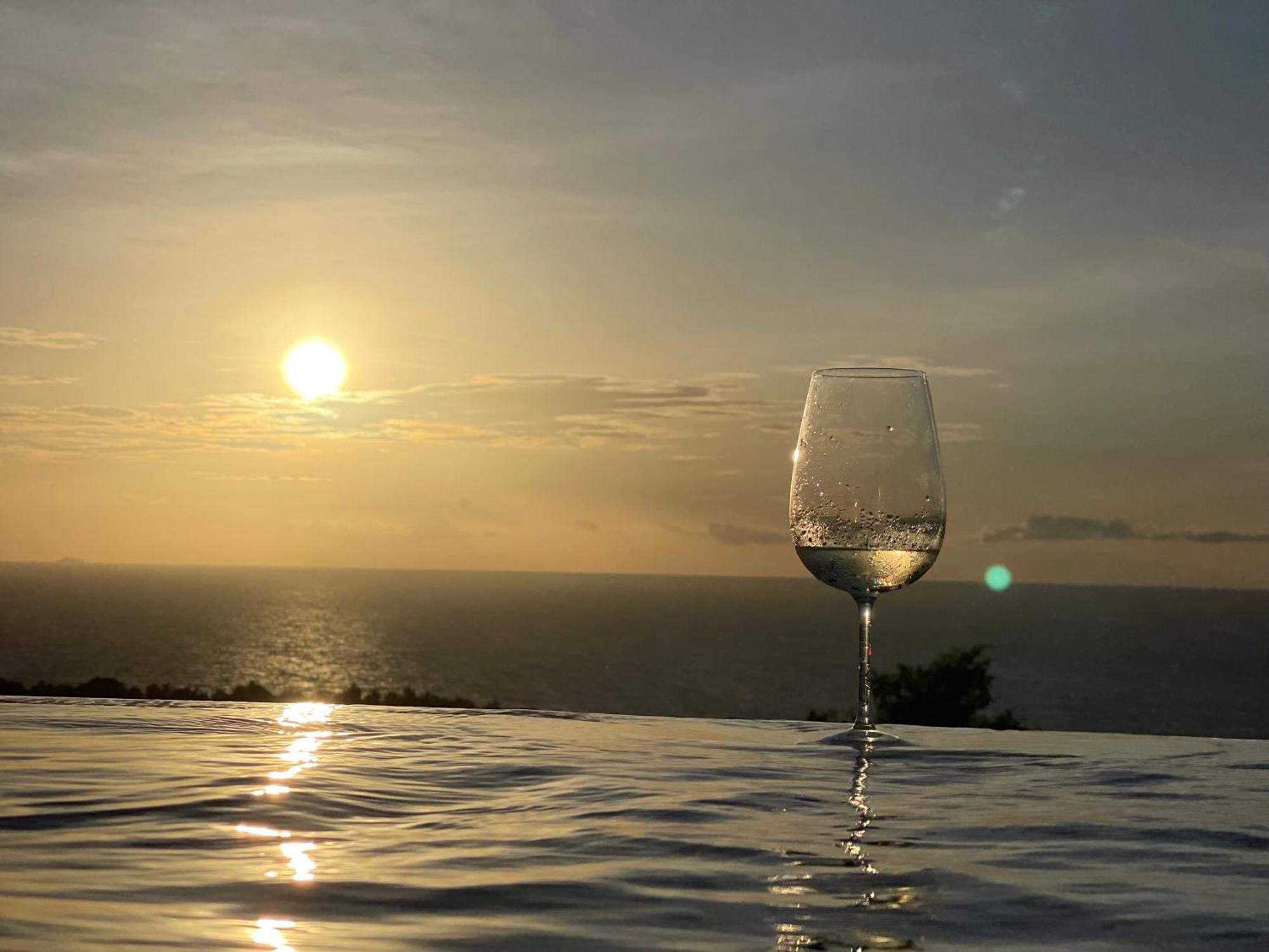 Infinity Villa Salad Beach Buitenkant foto